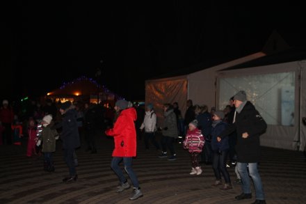 Uczestnicy nauki tańca